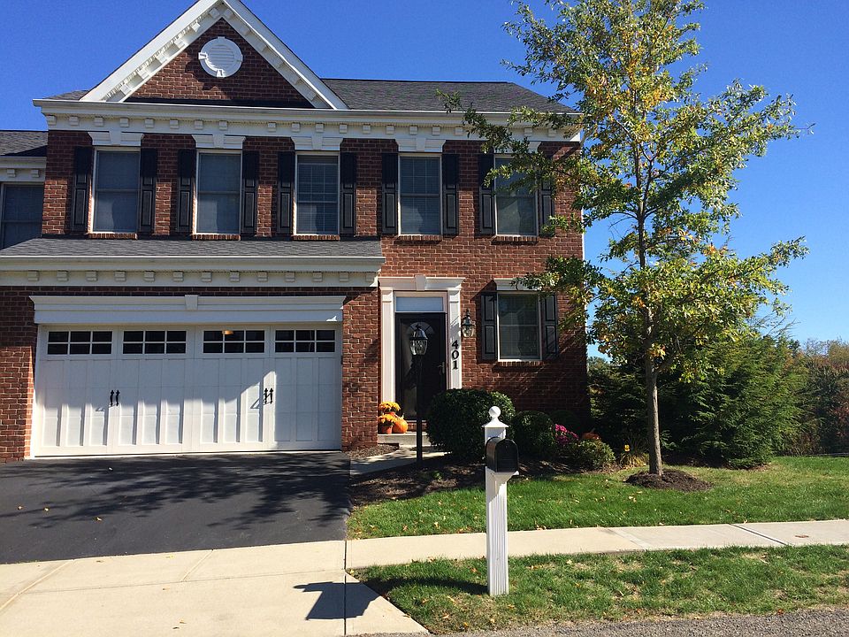 1st image of 401 Marshall Heights Dr