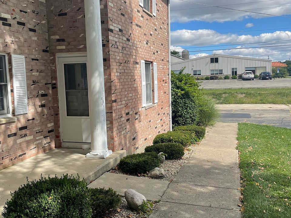 1st image of 131 Berwick Dr APT J