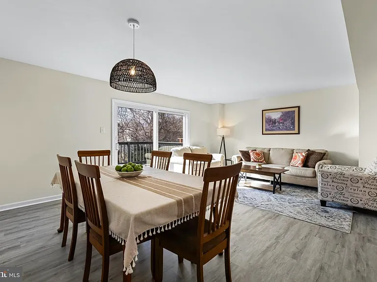 21 Sandstone Ct — Photo 26