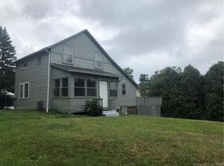 69 Bow Ln, Middletown, CT 06457