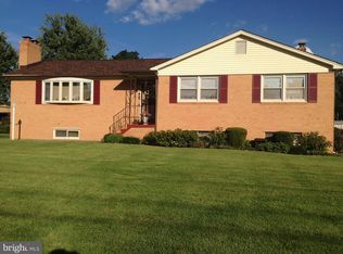 9606 Michael Dr, Clinton, MD 20735