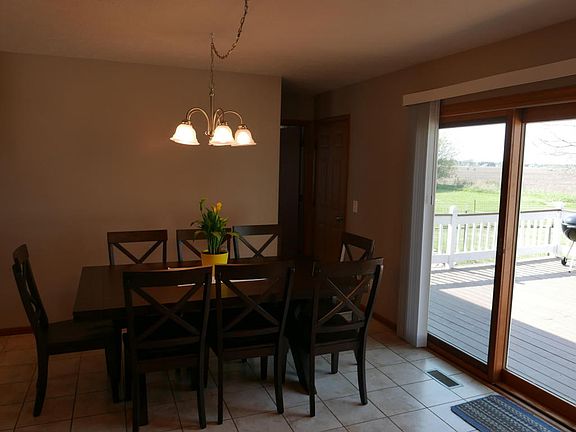 3rd image of 2040 W West Ave