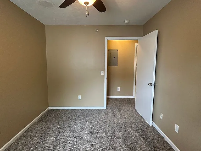 730 N 18th Ave — Photo 10