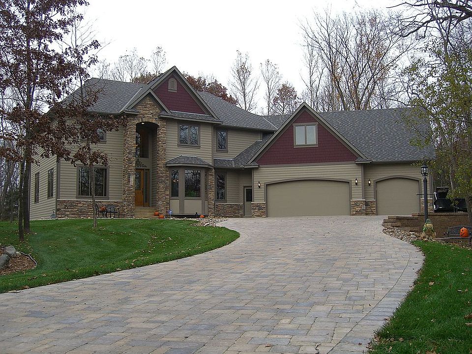2nd image of 8785 Sunset Ct