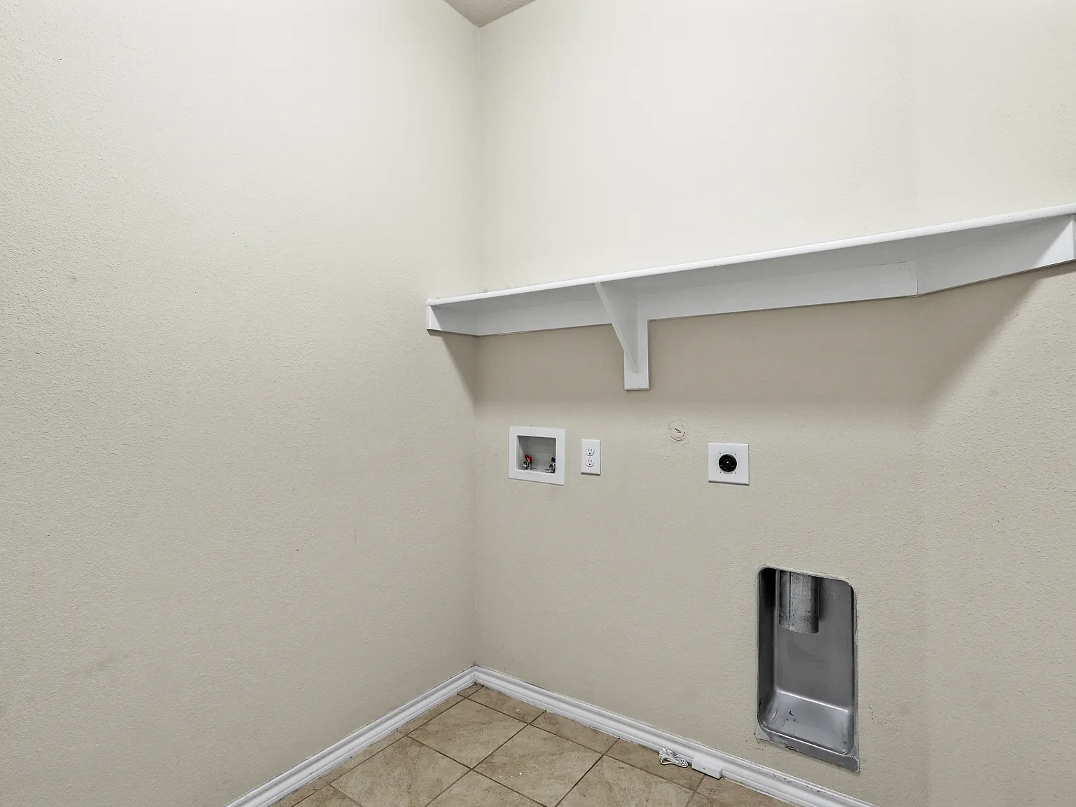 2632 Gains Mill Drive; Forth Worth 7612 — Photo 3