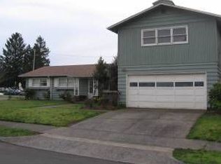 2010 SE 103rd Dr, Portland, OR 97216