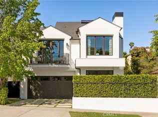 864 S Gretna Green Way, Los Angeles, CA 90049