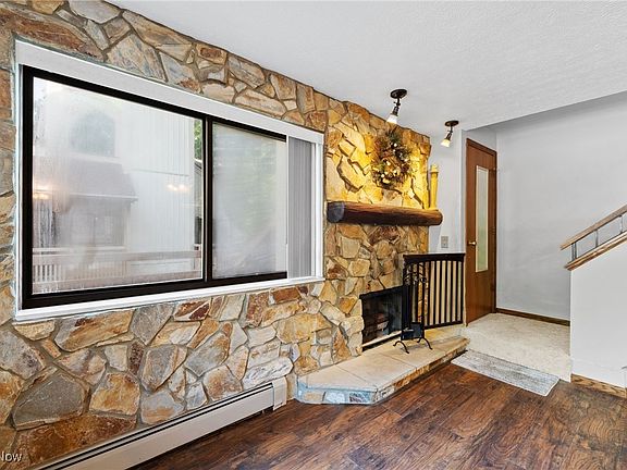 4th image of 546 Meredith Ln