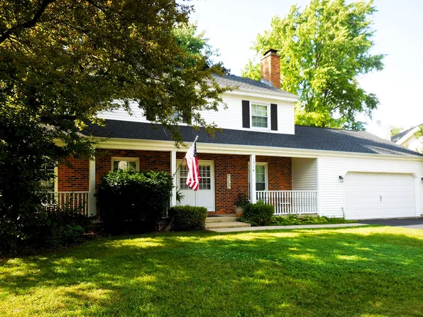 1934 Manor Ln, Mundelein, IL 60060