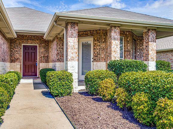 3rd image of 1517 Havenrock Dr