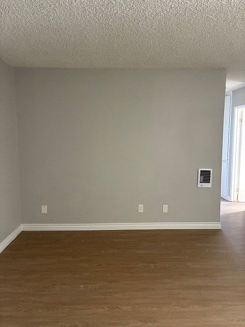 1st image of 3820 45th St APT 6