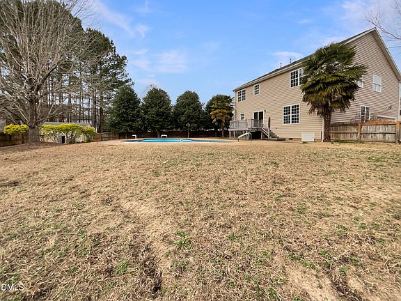5th image of 1708 McLaurin Ln