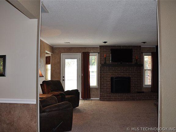 3rd image of 16711 S 203rd East Ave