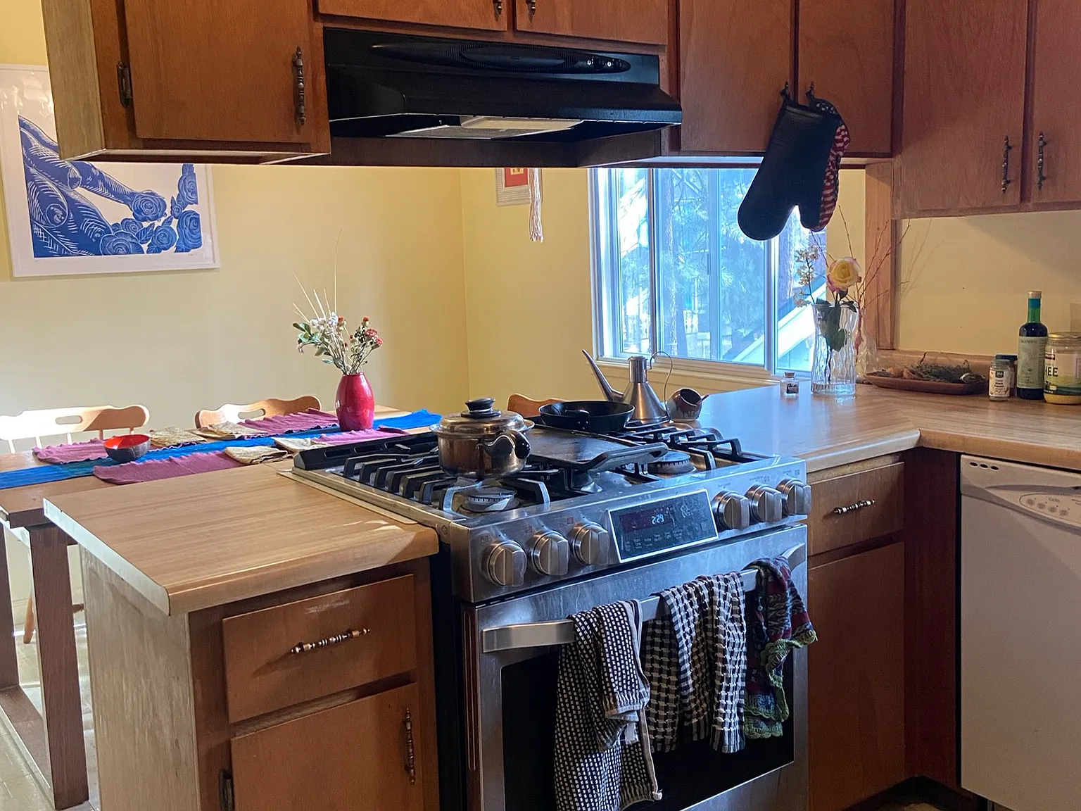 5 bed, 2524 sqft, $1,100 — Photo 4