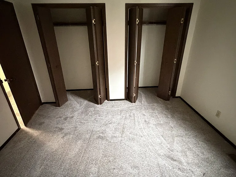 512 Breezy Point Dr #4 — Photo 8