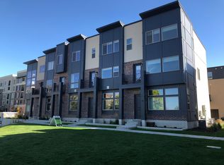 11 W Tytus Dr, Murray, UT 84107