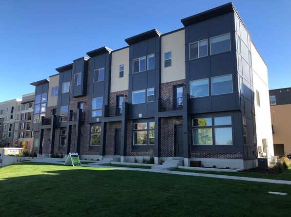 11 W Tytus Dr