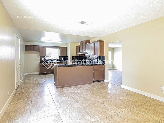 5th image of 272 De Soto Dr