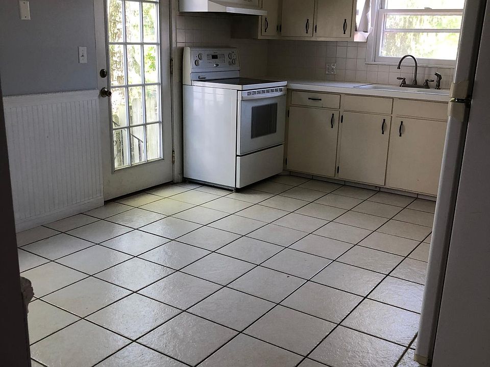 1st image of 1305 Wolcott Ave
