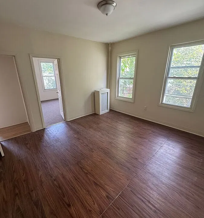 203 N 9th Ave #5