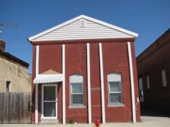 15 Main St E, Elgin, MN 55932