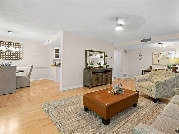 4th image of 1100 Salem St APT 75