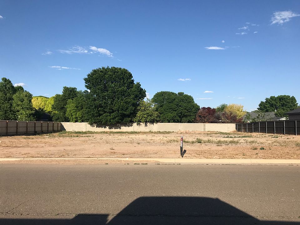 2nd image of 3205 Onate Rd