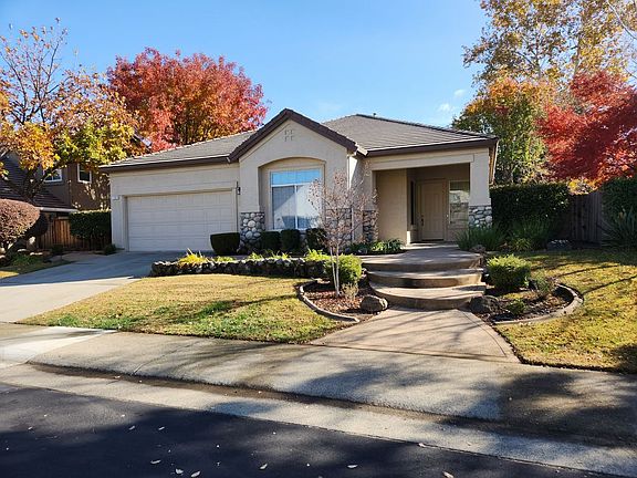 3rd image of 154 Vierra Cir