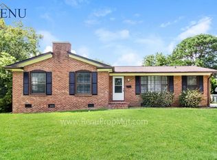 2506 Fontaine Rd, Greensboro, NC 27407