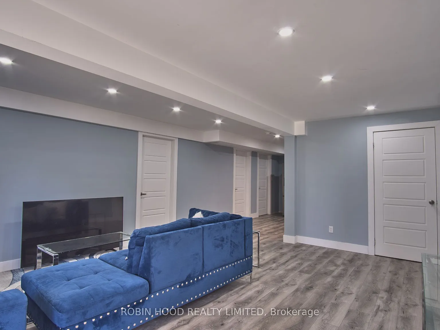 2 bed, $2,000 — Photo 4