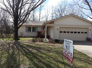 127 Riverview Dr, Wamego, KS 66547