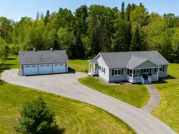 45 Northwoods Drive, Whitefield, NH 03598