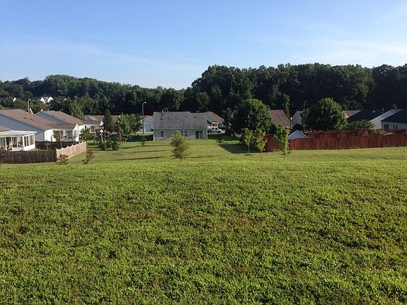 Big Yard and Commons Area