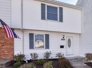 7406 Yorktown Ct UNIT G, Mentor, OH 44060