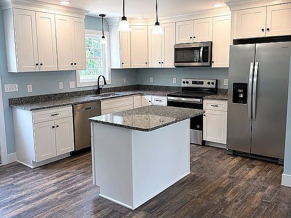 3rd image of 103 14th St