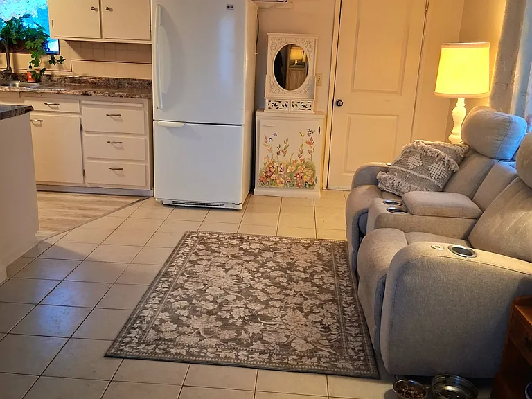 590 1/2 Rio Vista Ave — Photo 21