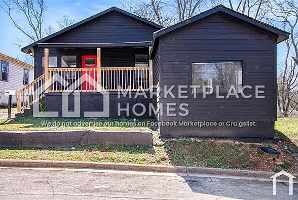 3 bed, 1188 sqft, $1,450 — Photo 1