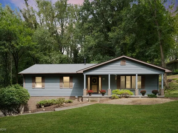 2577 Sweitzer Rd, Uniontown, OH 44685