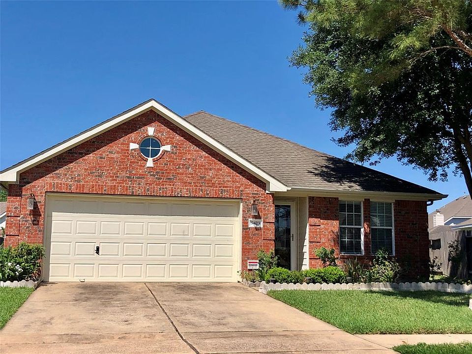 1st image of 9423 Curry Landing Dr