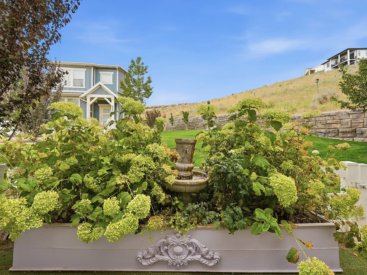 3 bed, 2.5 bath, 2747 sqft, $2,790 — Photo 4