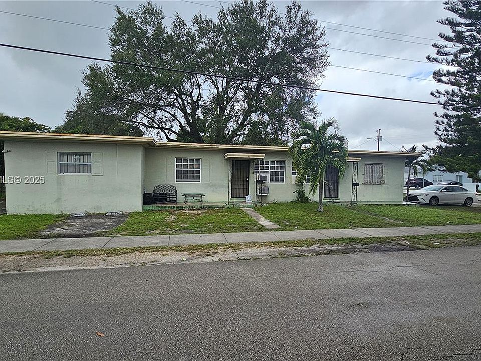 1st image of 17090 NE 3rd Ct