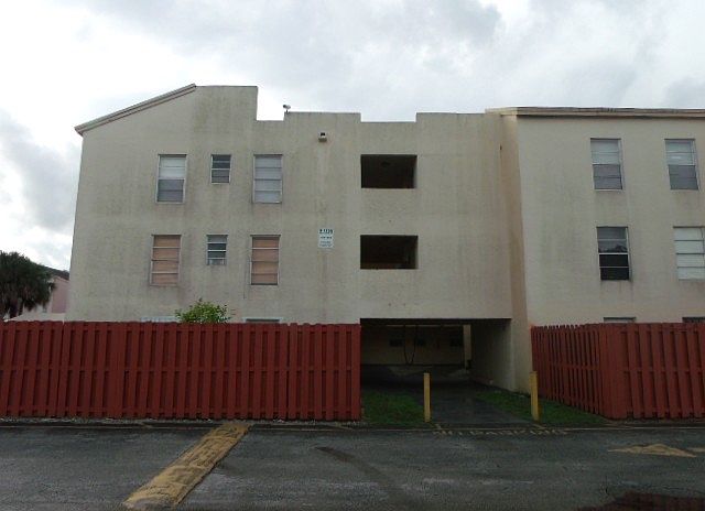 1st image of 1755 W 60th St APT D203
