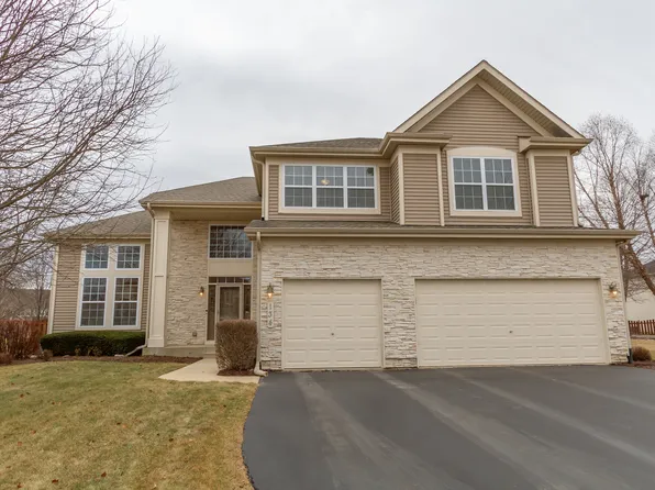 134 Primrose Ln, Bartlett, IL 60103