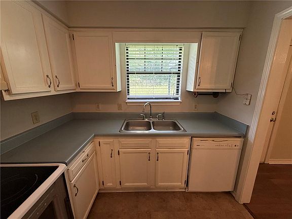 5th image of 2632 Arc Rd