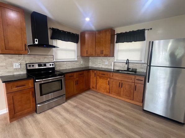 355 Hillside Ave #1