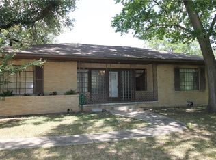 2301 W State Highway 71, West Point, TX 78963