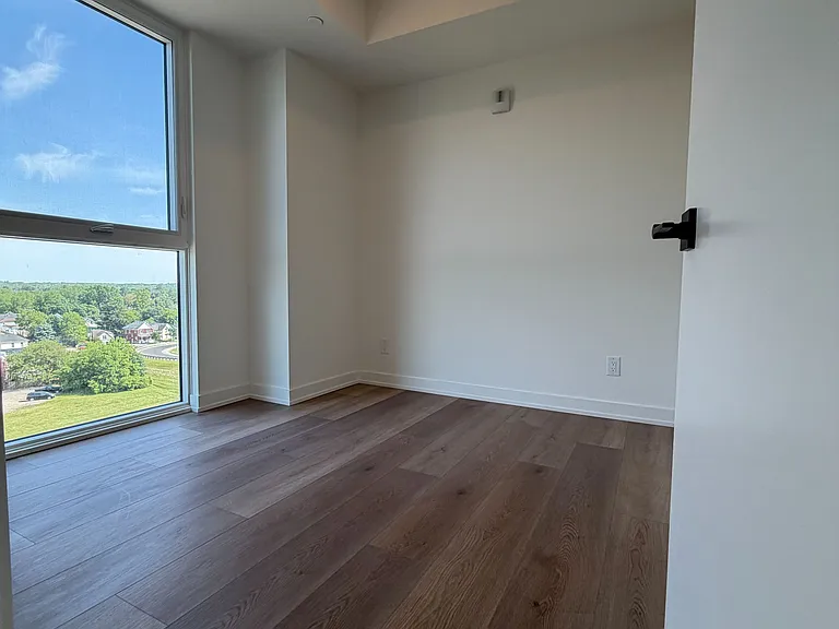 33 Erie Ave #909 — Photo 8
