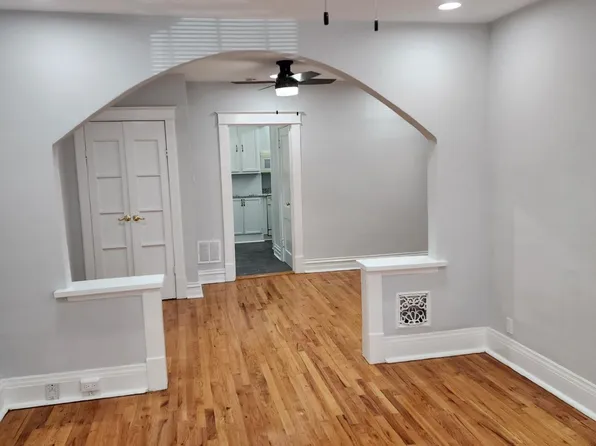 4351 Shaw Blvd, Saint Louis, MO 63110