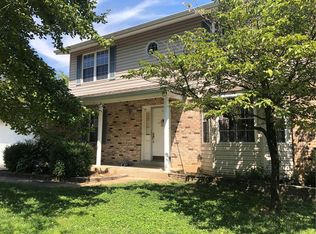 12 Buttercup Ct, Saint Charles, MO
