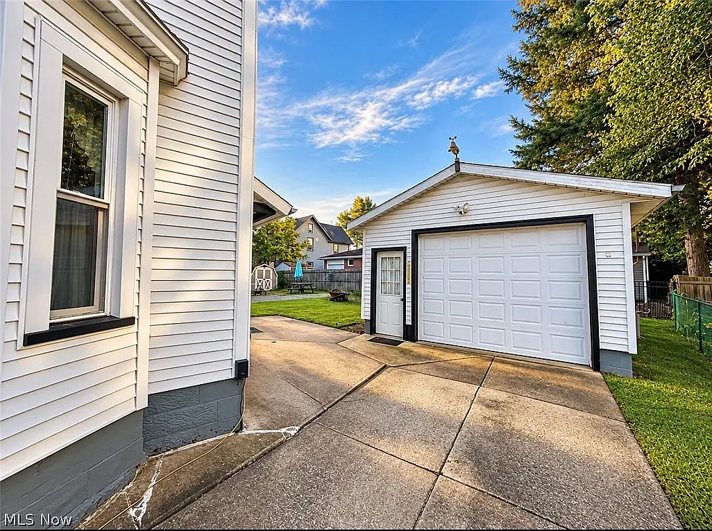 3 bed, 1423 sqft, $1,400 — Photo 2